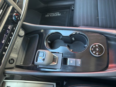 2025 Nissan Rogue Rock Creek®