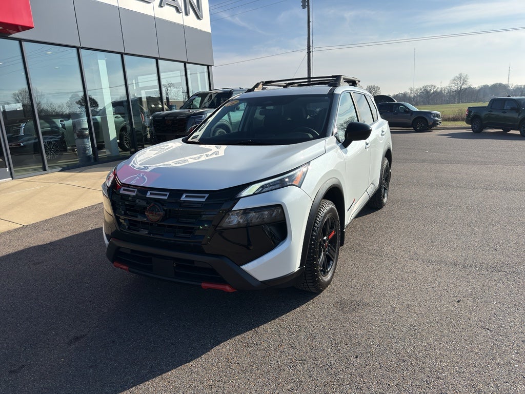 2025 Nissan Rogue Rock Creek®