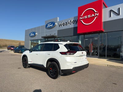 2025 Nissan Rogue Rock Creek®