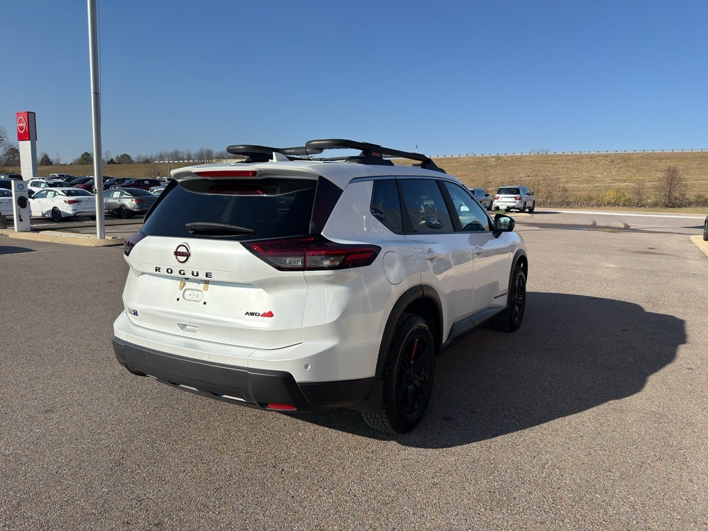 2025 Nissan Rogue Rock Creek®