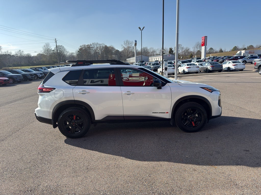 2025 Nissan Rogue Rock Creek®
