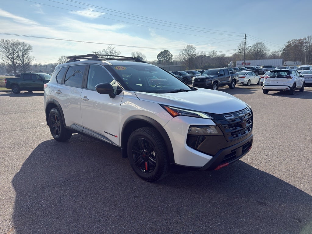 2025 Nissan Rogue Rock Creek®
