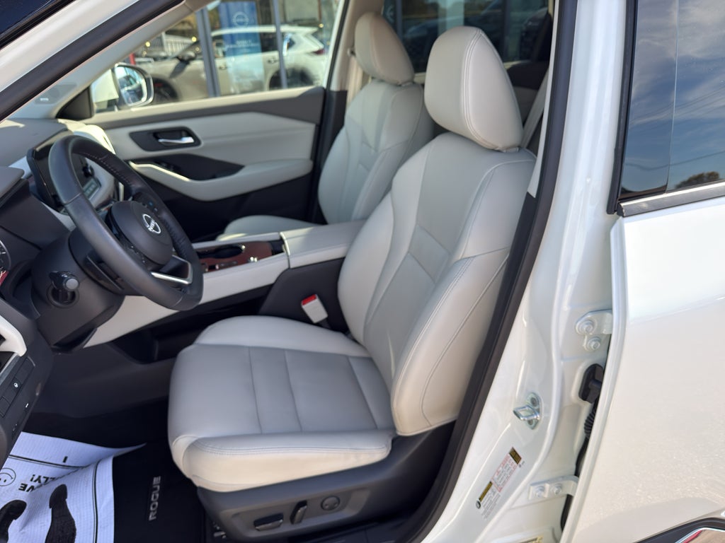 2022 Nissan Rogue SL