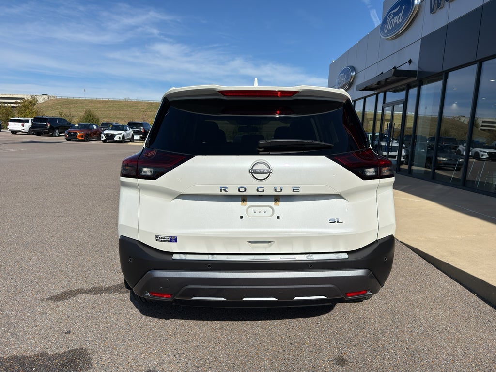 2022 Nissan Rogue SL