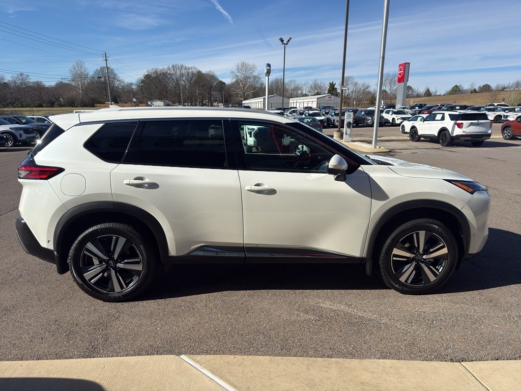 2022 Nissan Rogue SL