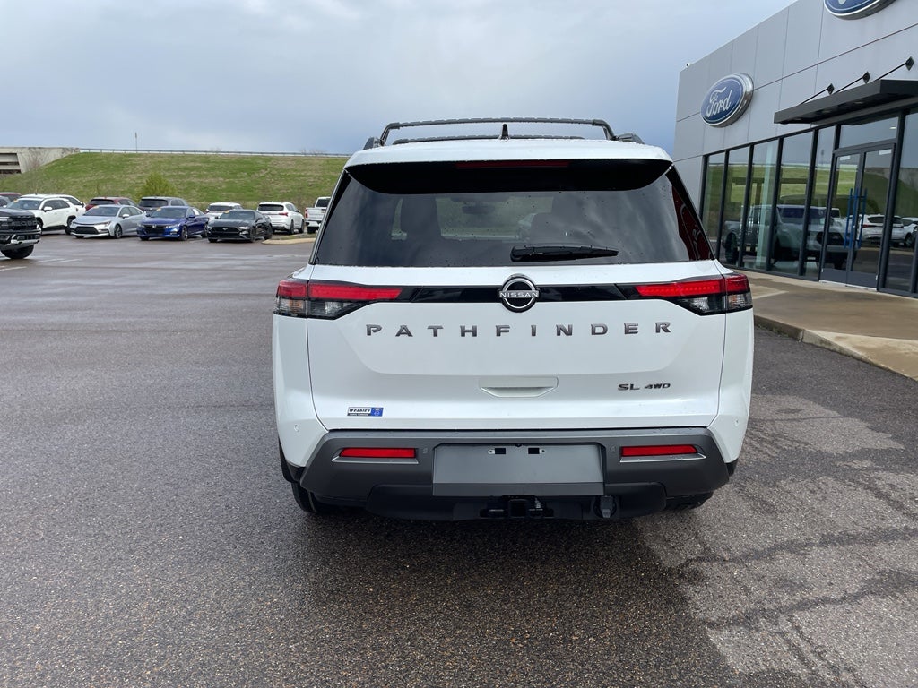 2026 Nissan Pathfinder SL