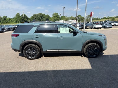 2026 Nissan Pathfinder SL