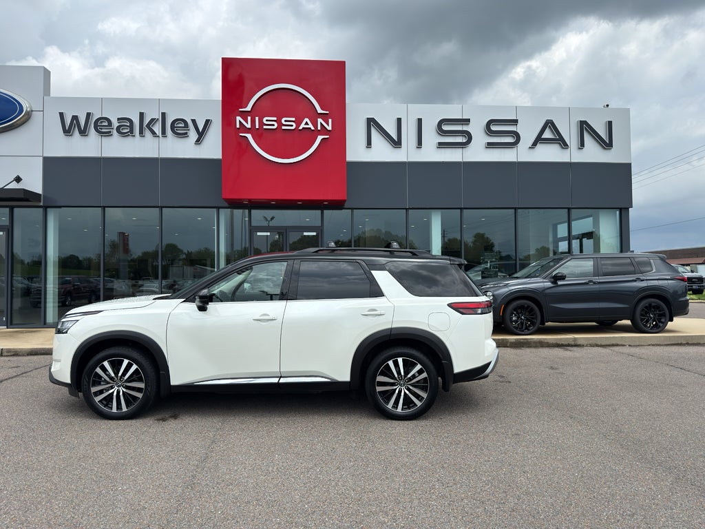 2024 Nissan Pathfinder Platinum
