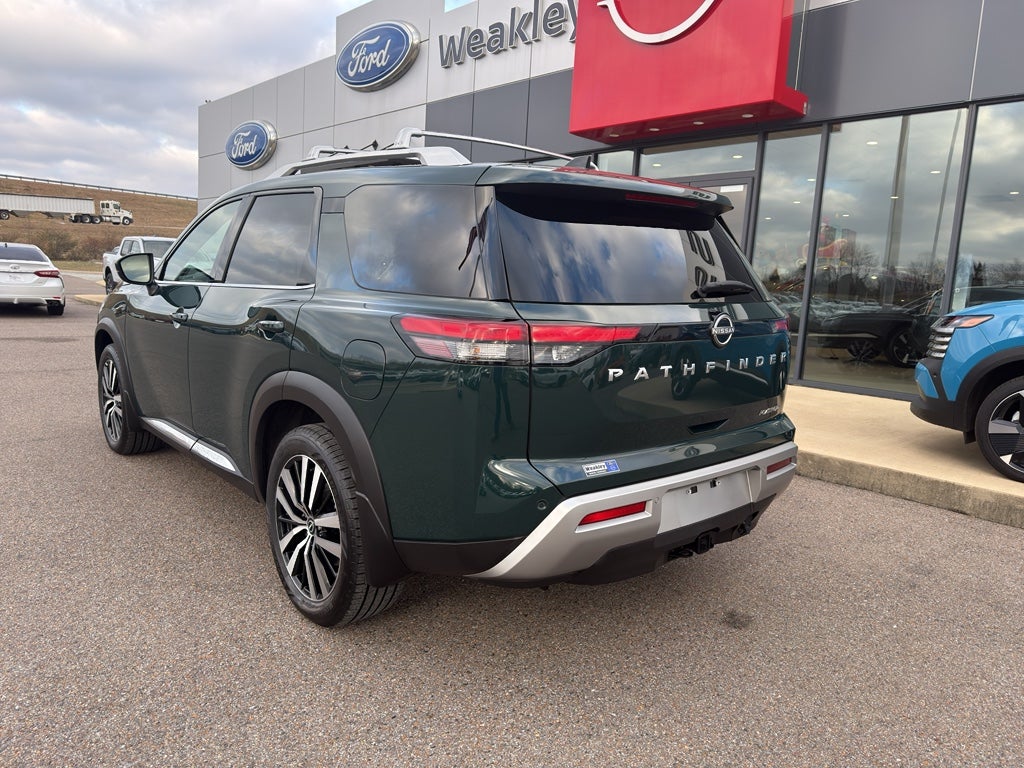 2024 Nissan Pathfinder Platinum