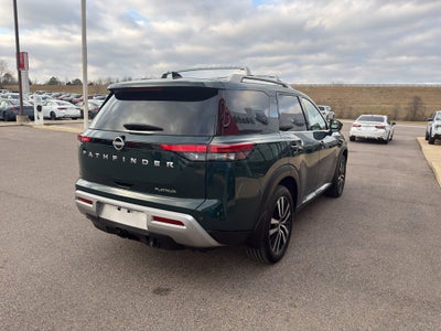 2024 Nissan Pathfinder Platinum