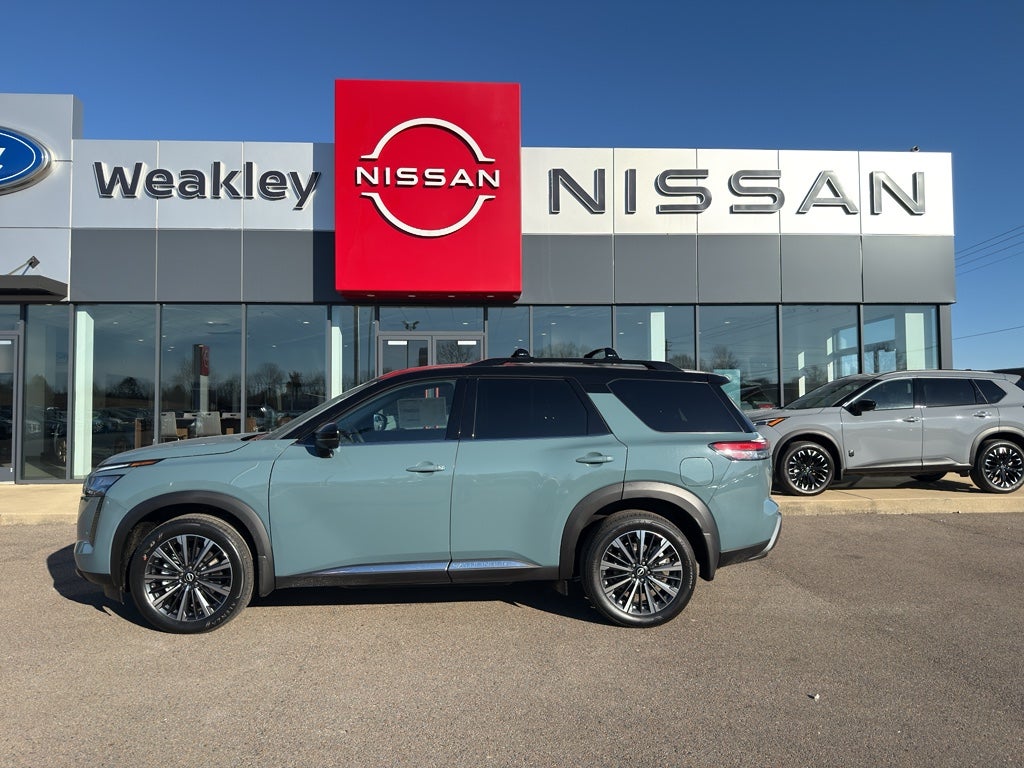 2026 Nissan Pathfinder Platinum