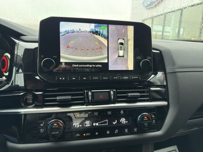 2025 Nissan Pathfinder Platinum