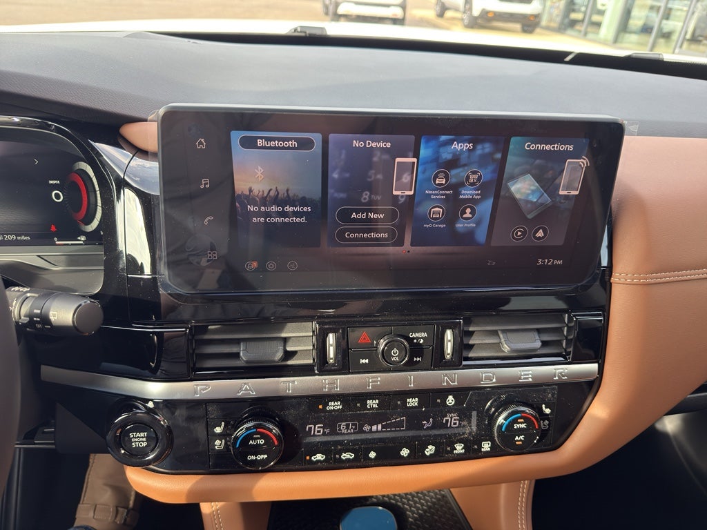 2026 Nissan Pathfinder Platinum