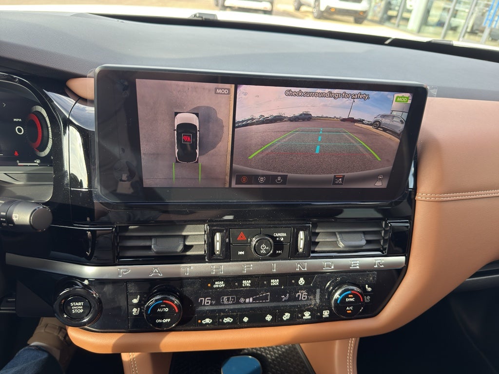 2026 Nissan Pathfinder Platinum