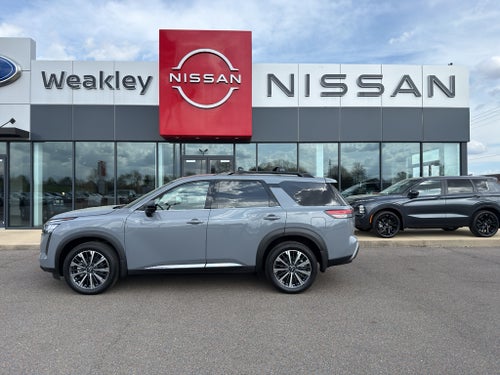 2026 Nissan Pathfinder Platinum