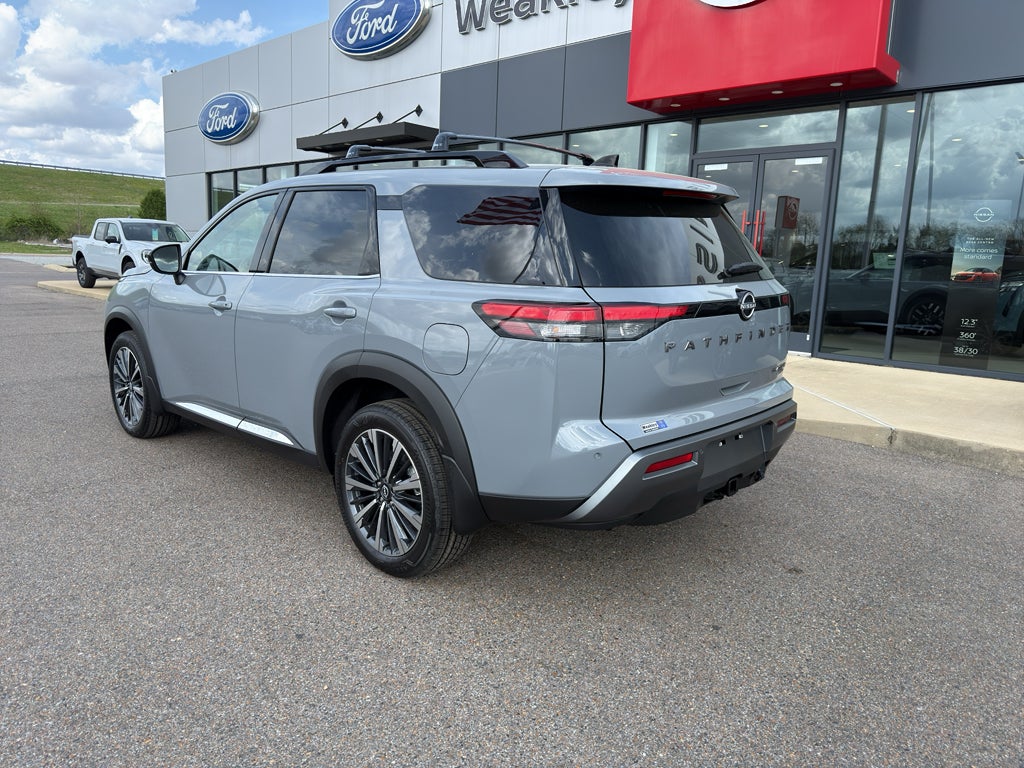 2026 Nissan Pathfinder Platinum