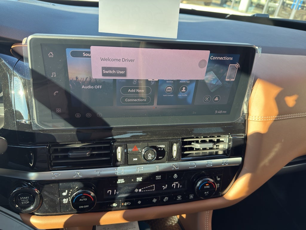 2026 Nissan Pathfinder Platinum