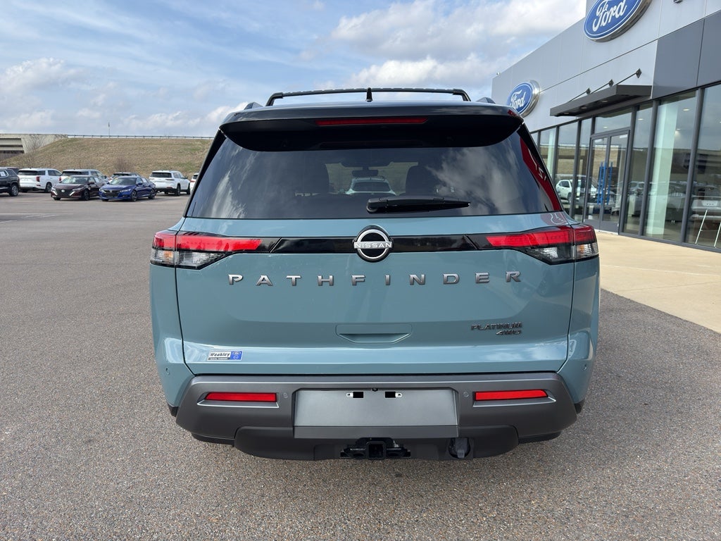 2026 Nissan Pathfinder Platinum
