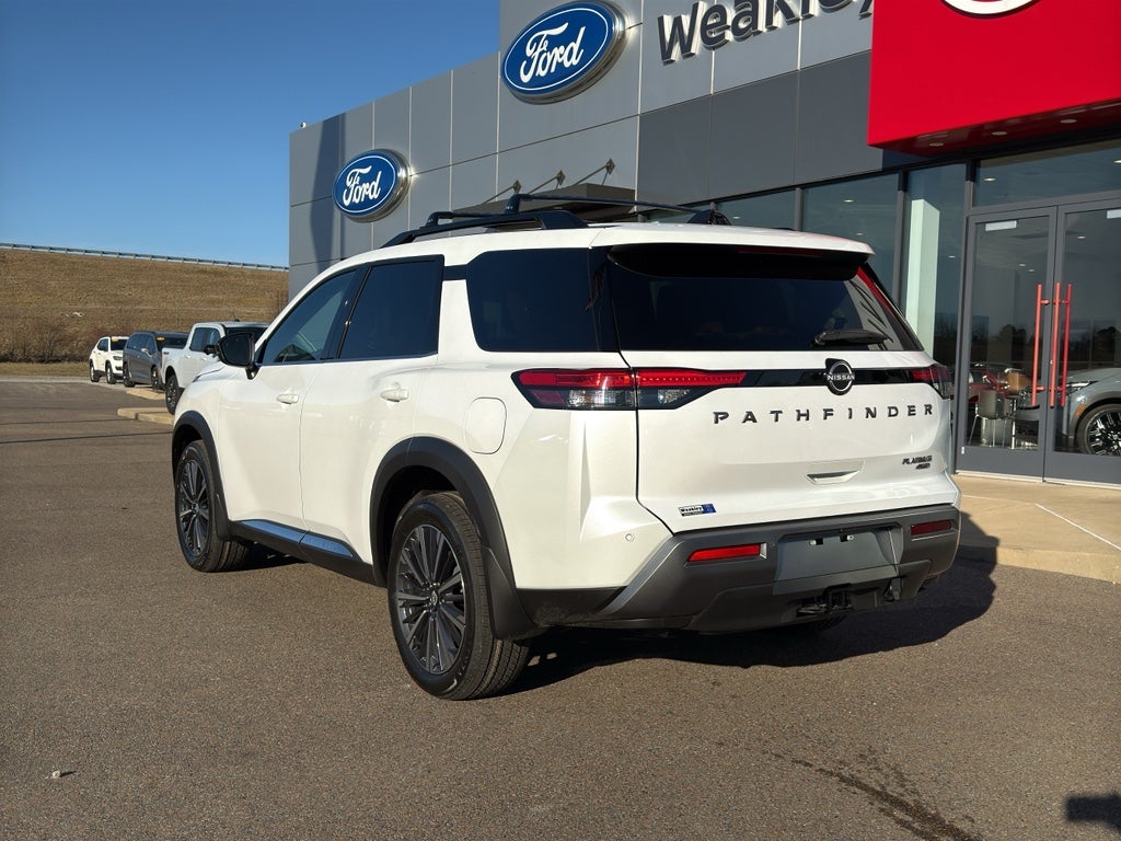 2026 Nissan Pathfinder Platinum