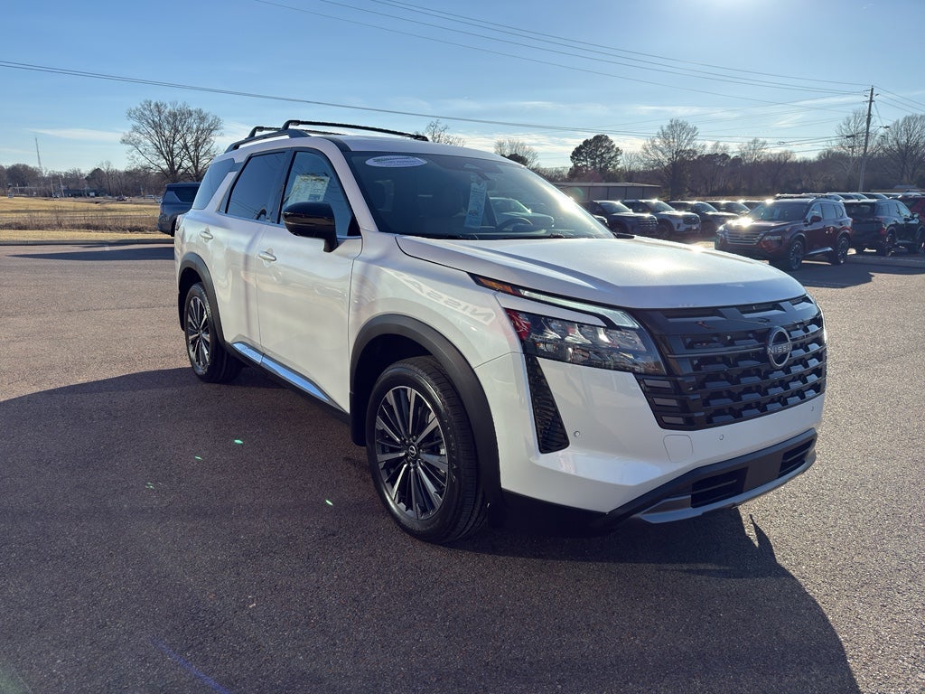 2026 Nissan Pathfinder Platinum