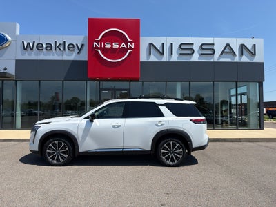 2026 Nissan Pathfinder Platinum