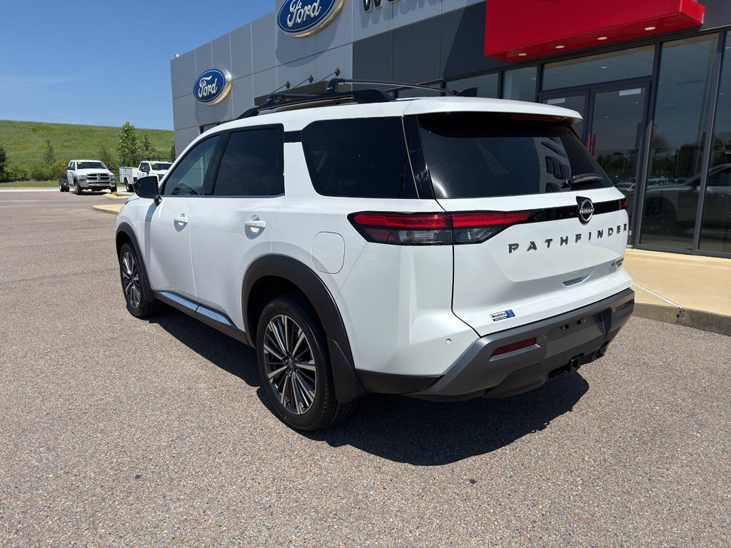 2026 Nissan Pathfinder Platinum