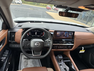 2026 Nissan Pathfinder Platinum