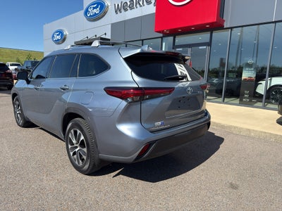 2020 Toyota Highlander XLE