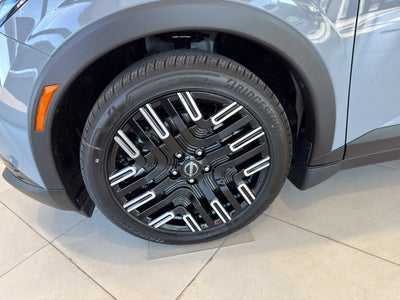 2026 Nissan LEAF Platinum+