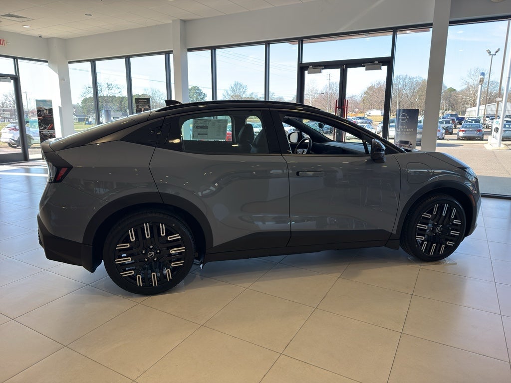 2026 Nissan LEAF Platinum+