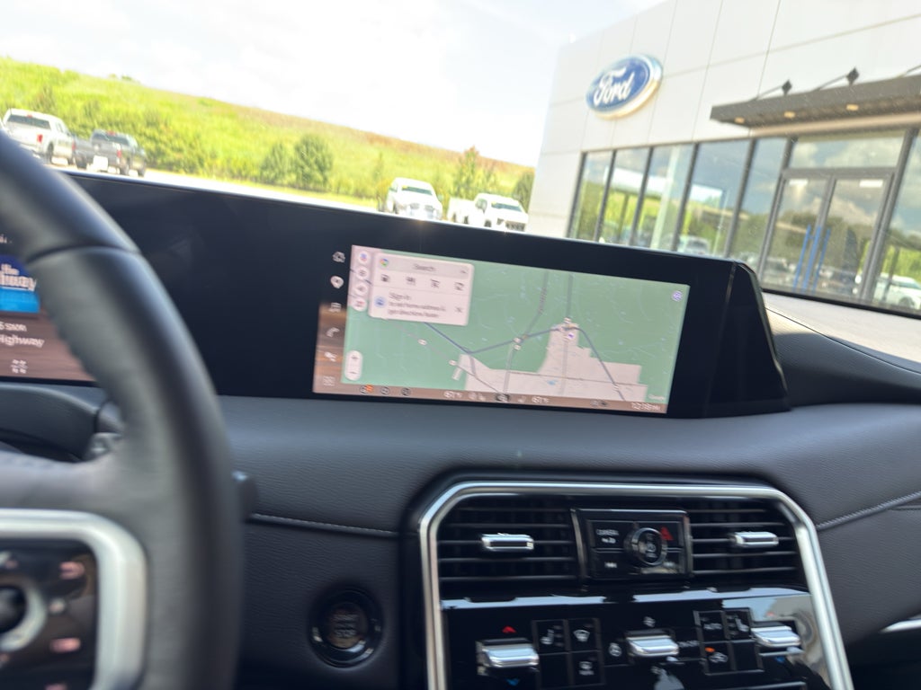 2025 Nissan Armada SL