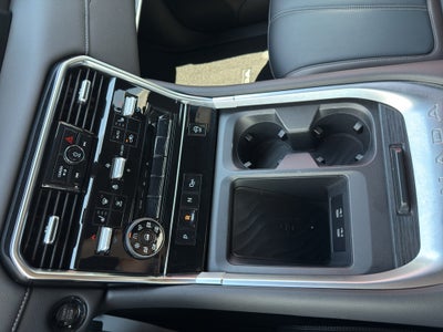 2025 Nissan Armada SL