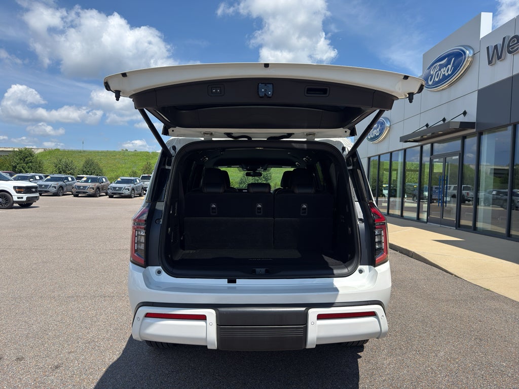 2025 Nissan Armada SL