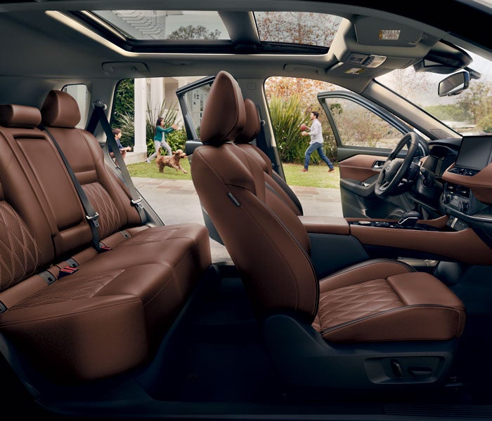 Weakley Nissan in Martin TN