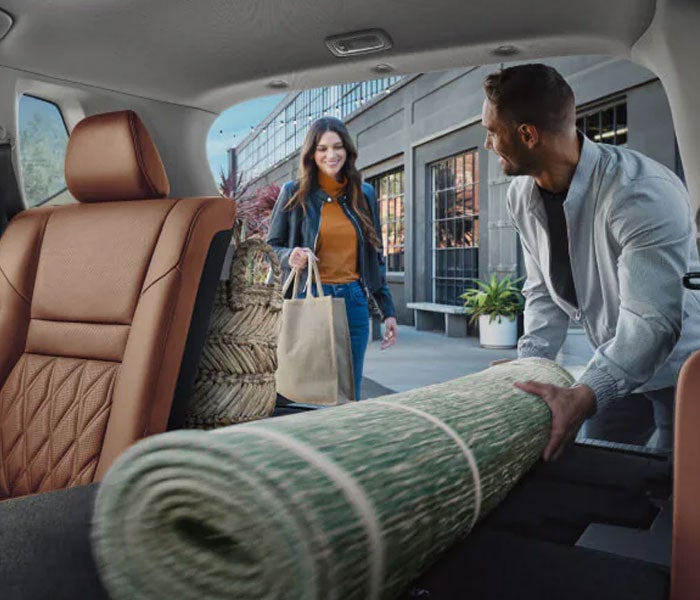 Weakley Nissan in Martin TN