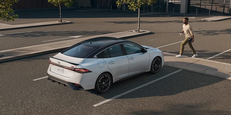 Weakley Nissan in Martin TN